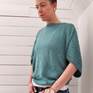 Anna, top i egen design, garn Meadow från The Fibre Co