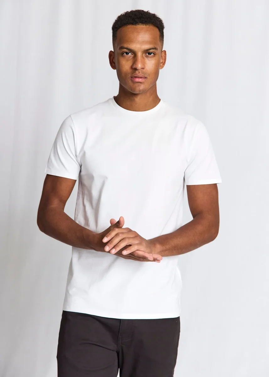 BS Antiqua Regular Fit T-shirt – Vit. Vit. Vit. Svart & Svart - Bild 3